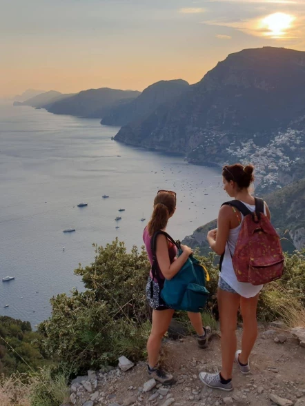 Sul Sentiero degli Dei: aperi-trekking al tramonto