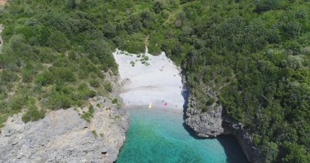 Costa degli Infreschi: trekking e mare in Paradiso