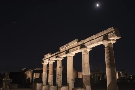 Pompei di notte: visita sotto le stelle