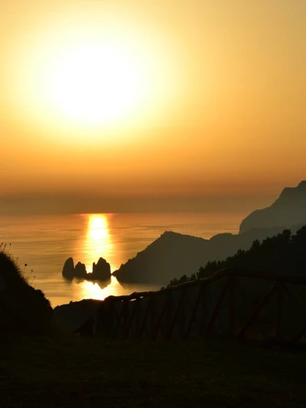 Il tramonto da Monte San Costanzo