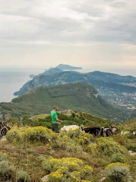Monte Comune: trekking al tramonto e degustazione