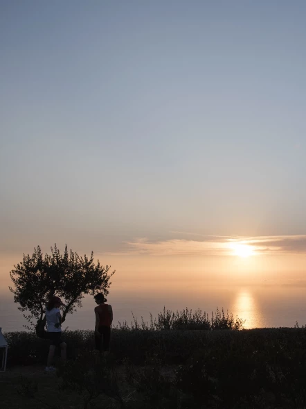 Vico Equense: trekking al tramonto con aperitivo condiviso